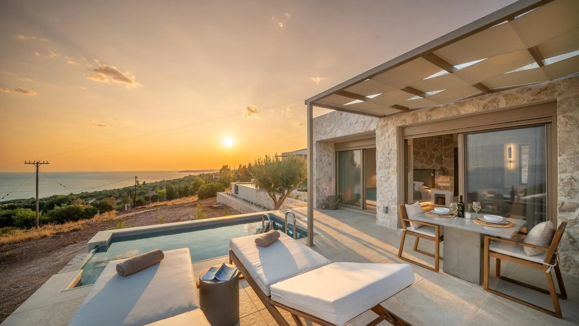 Ionian Horizon - Private Bungalows Plateies Villa